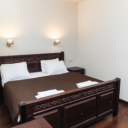 Dvin Hotel Pavlodar Exteriér fotografie