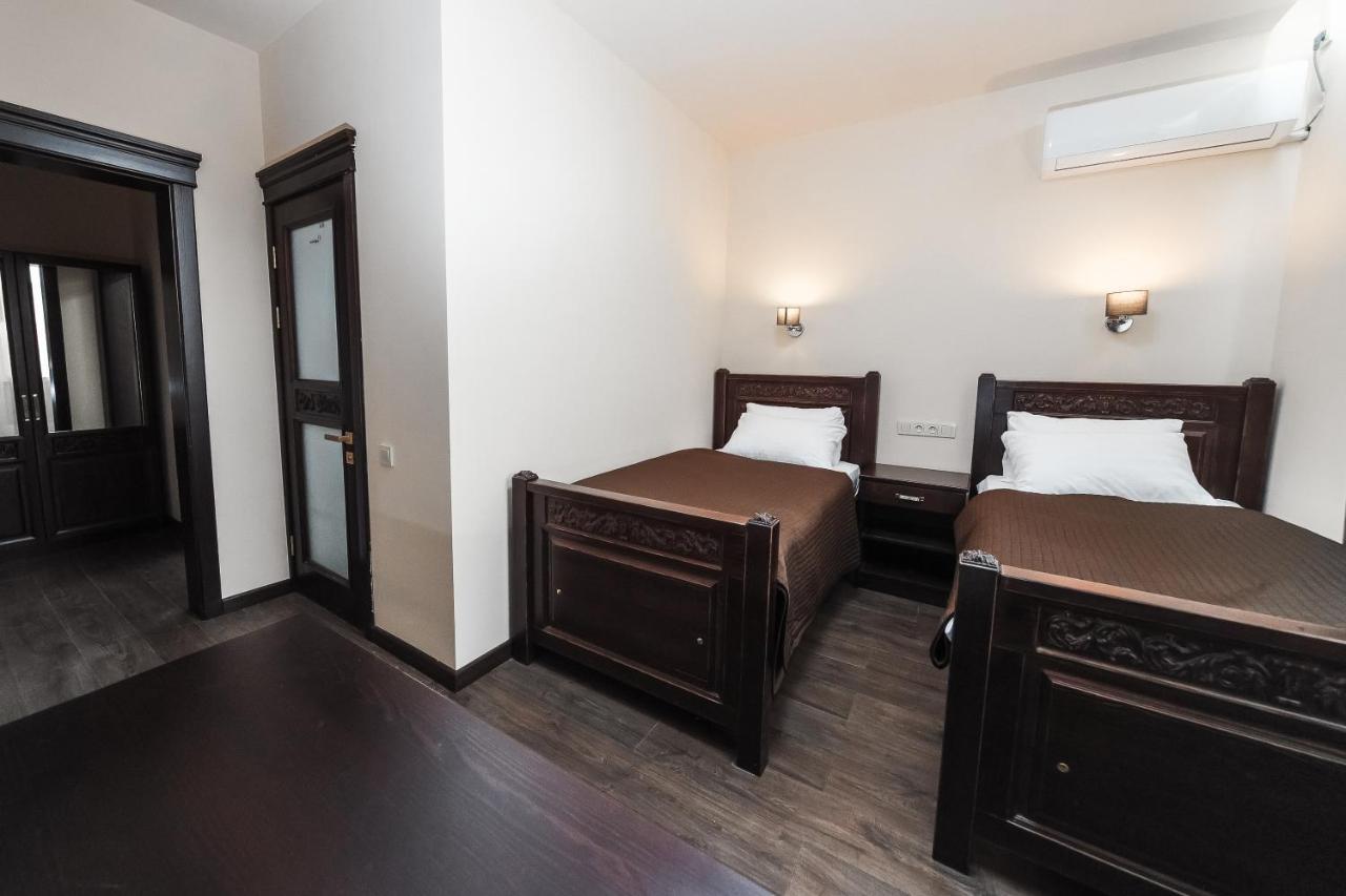 Dvin Hotel Pavlodar Exteriér fotografie
