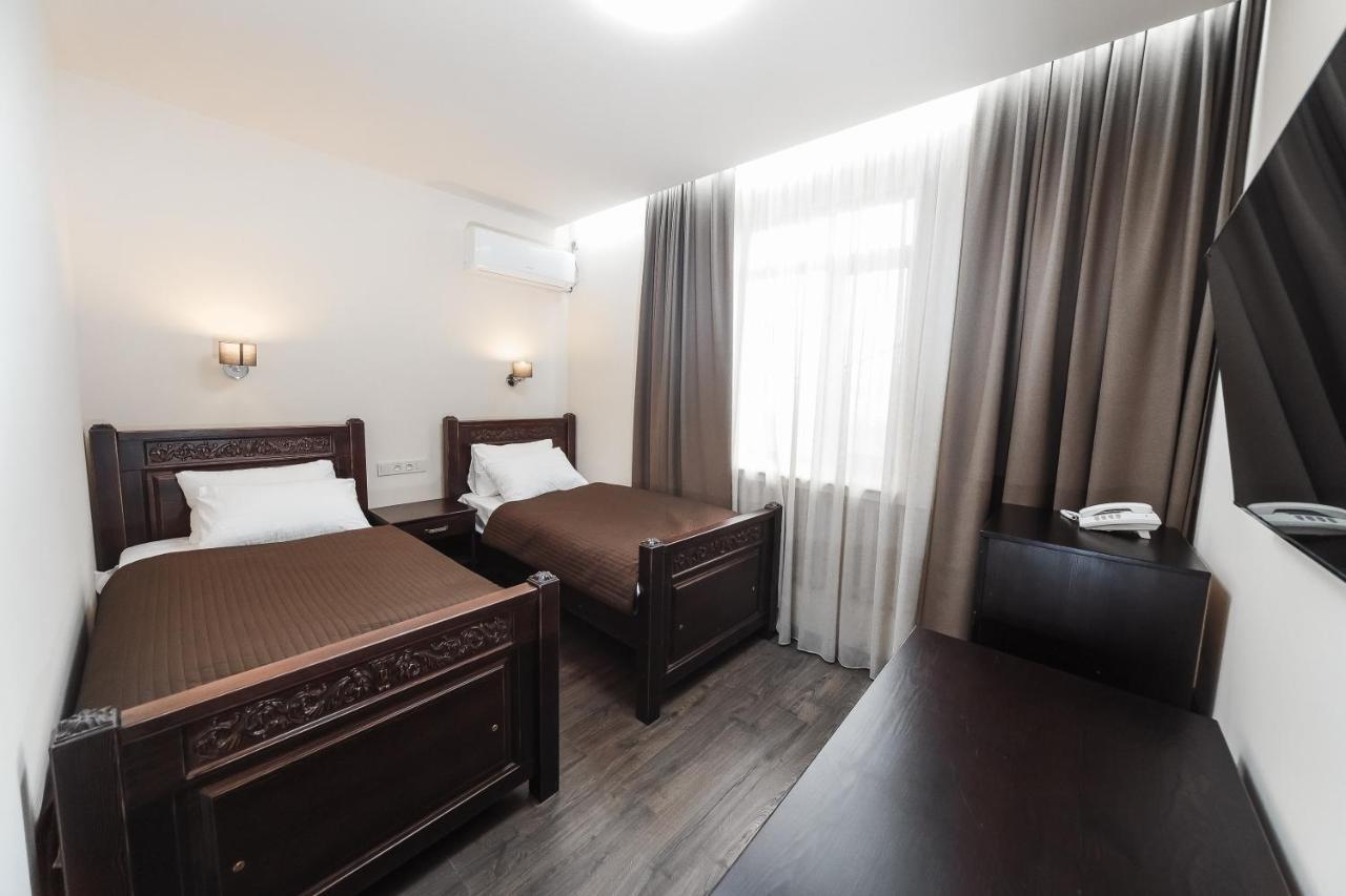 Dvin Hotel Pavlodar Exteriér fotografie