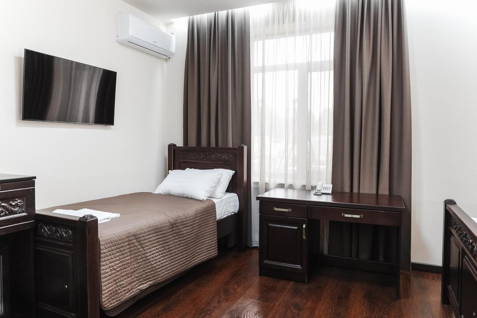 Dvin Hotel Pavlodar Exteriér fotografie