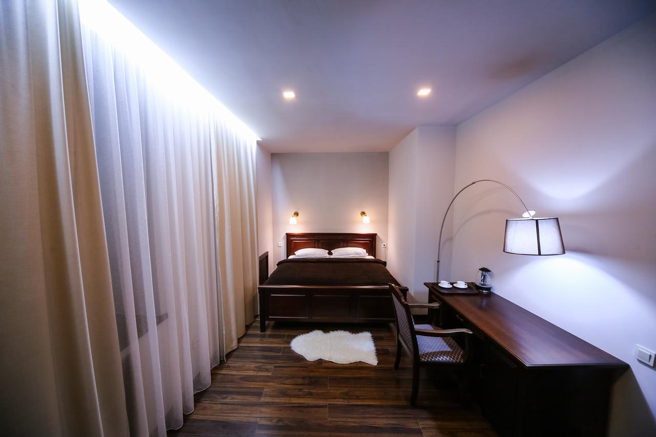 Dvin Hotel Pavlodar Exteriér fotografie
