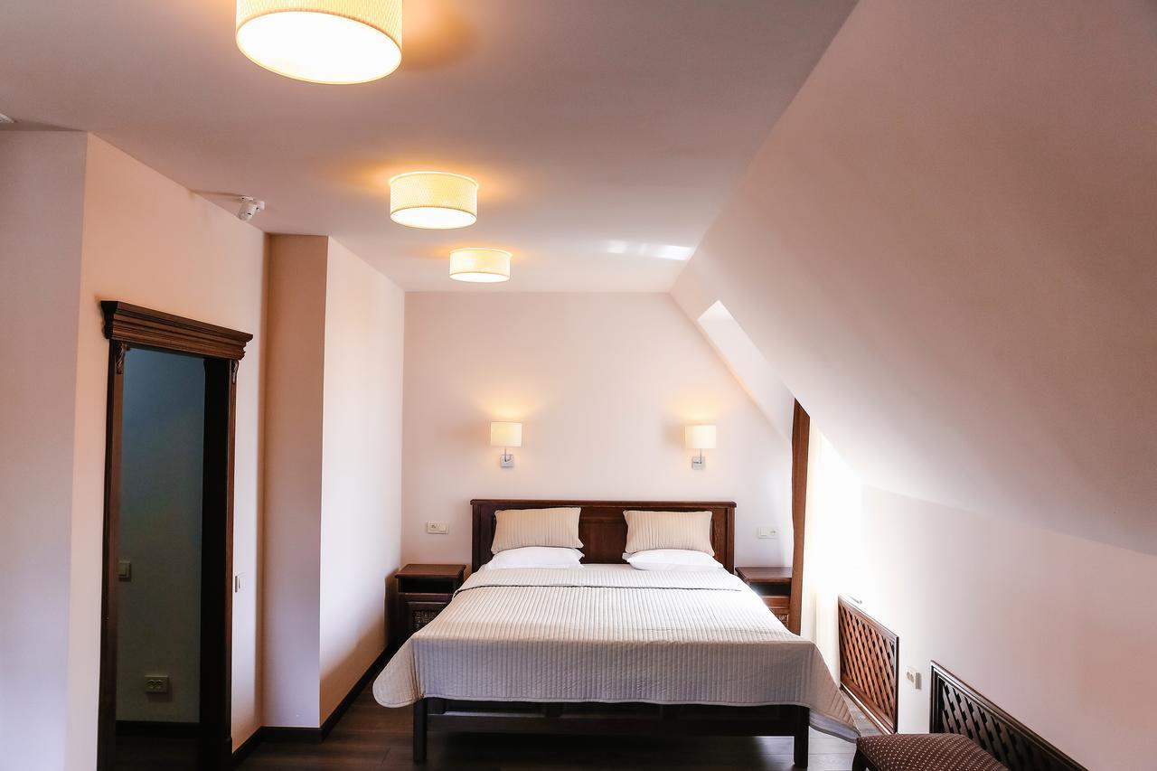 Dvin Hotel Pavlodar Exteriér fotografie